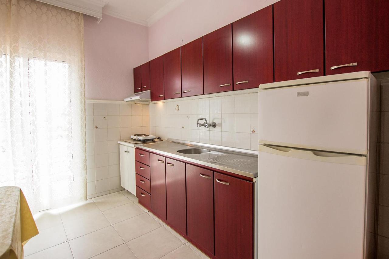 George Laz Rooms Vrasná Exteriör bild